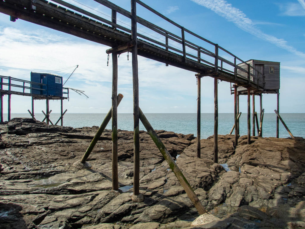 cabanes de pêcheurs à marée basse