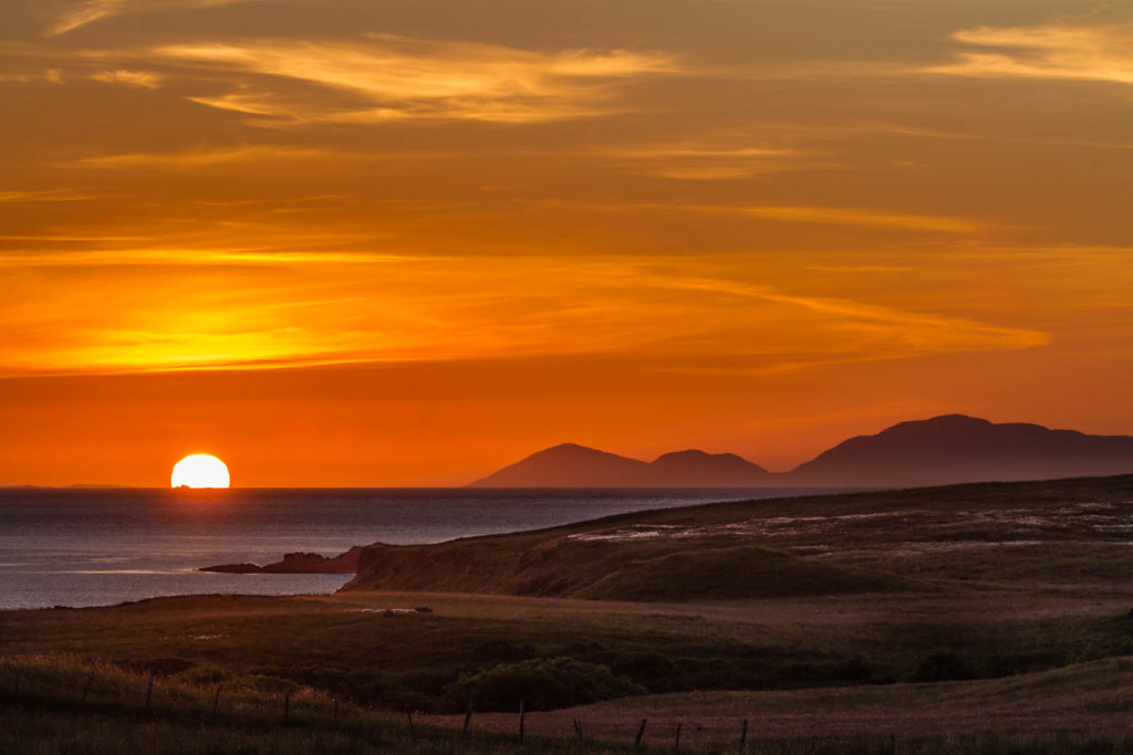 paysage de coucher de soleil sur l'île de Skye
